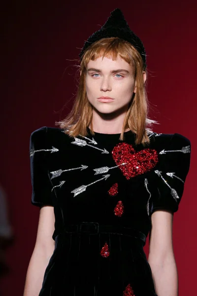 Look 9